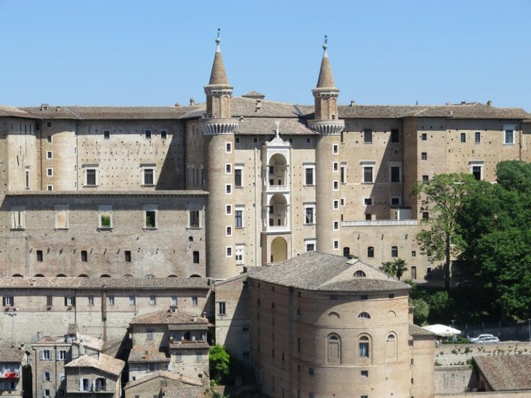 Palazzo Ducale Di Urbino Guida A Cosa Vedere Girandolina Viaggiare